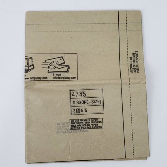 Simplicity Sewing Patterns for Dummies Fleece Blankets & More, One Size - Picture 7 of 9